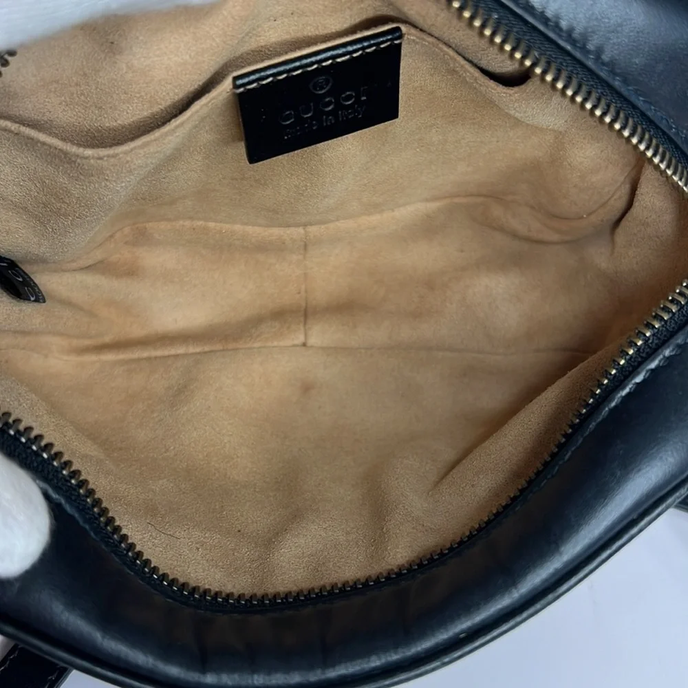 Gucci Mini Marmont Black with gold hardware - Picture 13 of 16